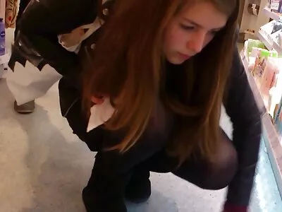 Blowjob از یک نوزاد کلیپ سکس انیمیشن ساده و تقدیر روی صورت